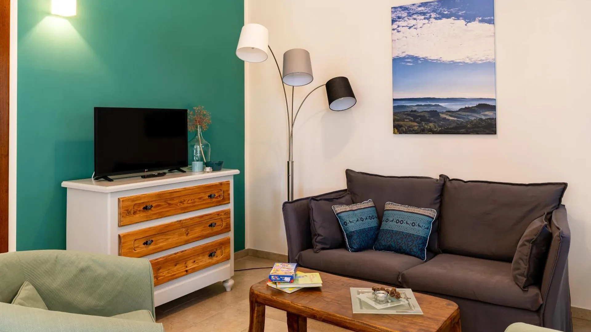 Torrevista - Opened 2022 Aparthotel Montaione 0*,